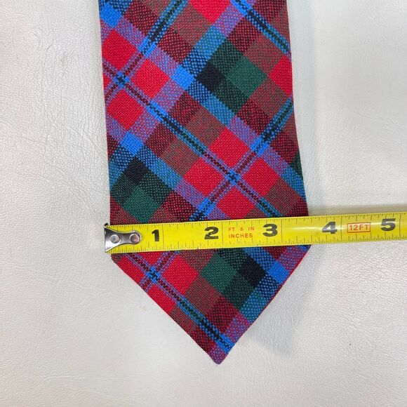 Ingles Buchan Tie 100% Wool Plaid Made Scotland 55" x 3.5" Red Blue Green Black - Picture 6 of 6